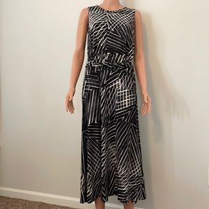 Classic sleeveless Ralph Lauren maxi dress